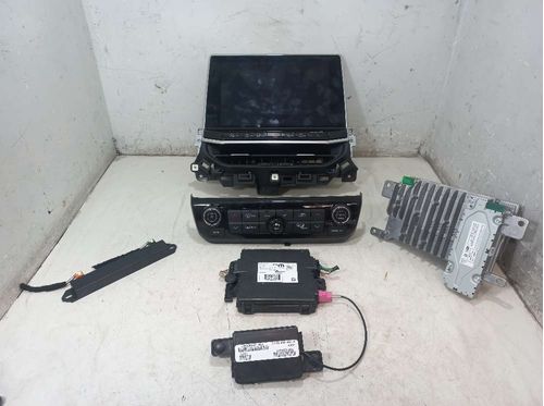 KIT MULTIMIDIA/ RADIO JEEP COMMANDER 1.3 2022