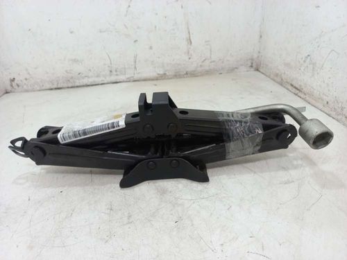 MACACO NISSAN VERSA 1.0 2020