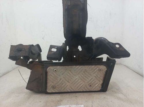 APOIO PE ESQUERDO FIAT STRADA 1.8 2014