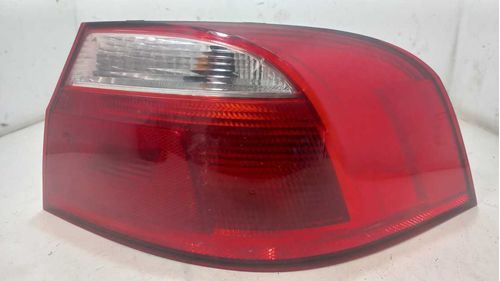 LANTERNA DIREITA VOLKSWAGEN VOYAGE 1.6 2021