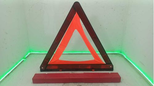 TRIANGULO DE SEGURANCA BMW 125I M 2.0L 2016