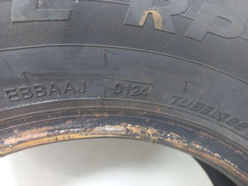 PNEU DUNLOP 175/70R13 85T RADIAL