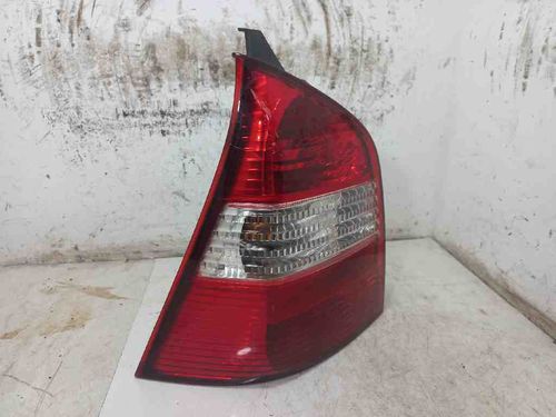 LANTERNA ESQUERDA NISSAN LIVINA 1.6 2010