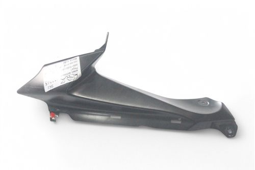 acabamento duto ar esquerdo Suzuki Gsxr Srad 750 10-14