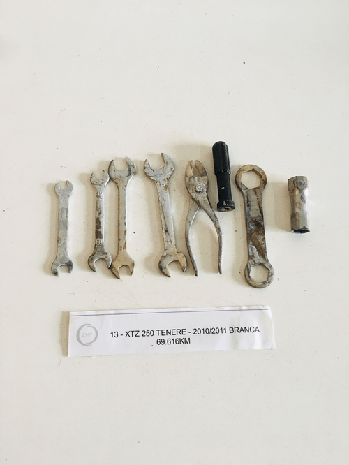 Kit De Ferramentas Tenere 250 2011 Original